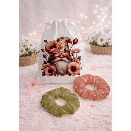 Сет от сатенена торбичка и 2бр. скрънчита  