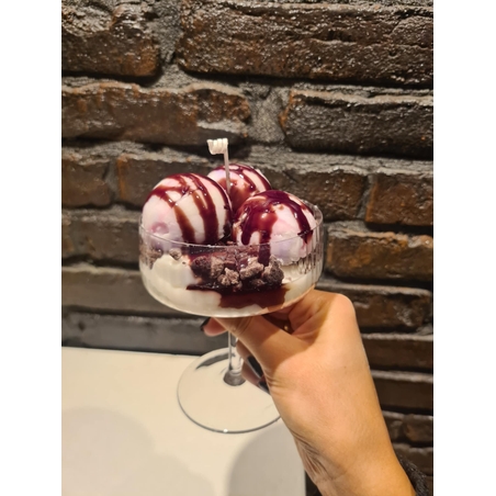 Ароматна свещ „Мелба наслада“