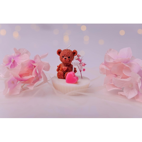 Мече с цветче