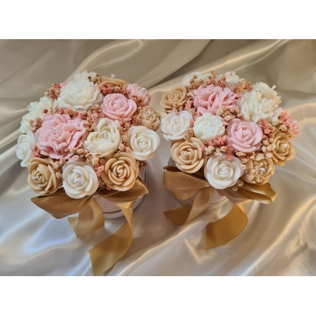 Авторски букет „Vanilla Gold Harmony“