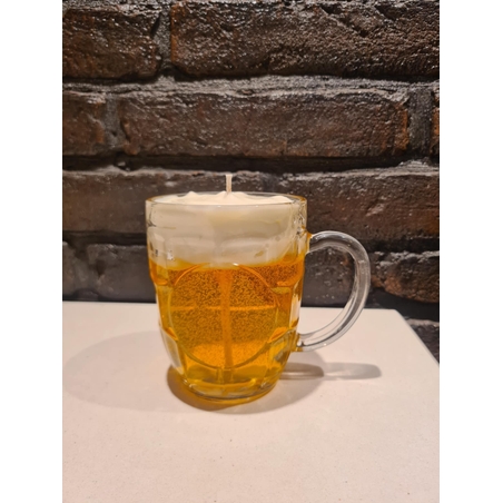 „Халба светло пиво“ – ароматна свещ