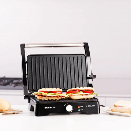 Контактен грил Taurus Grill&Co 1500W с регулируем термостат, плаващ капак и 180° отваряне