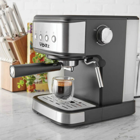 Кафемашина Oliver Voltz OV51171F с 20 бара налягане и мощност 1100W