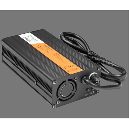 Float Plus Алуминиево зарядно за батерия 16V 10 amp