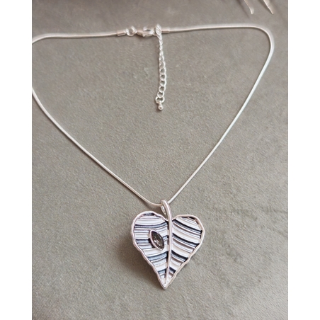 Колие с медальон