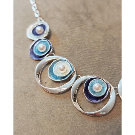 Дамско колие