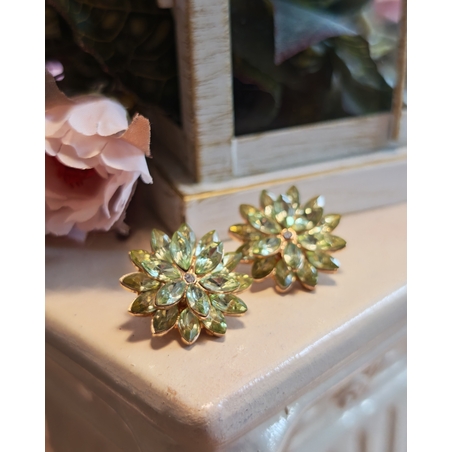 Дамски обици