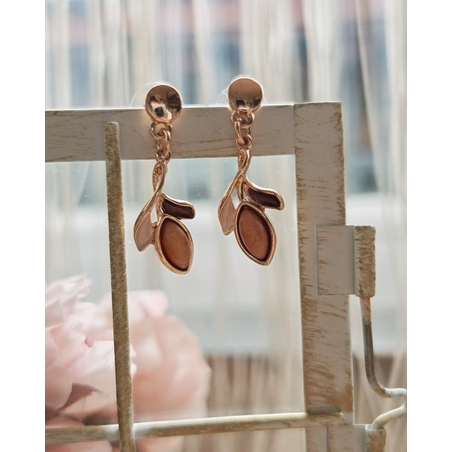 Дамска обици