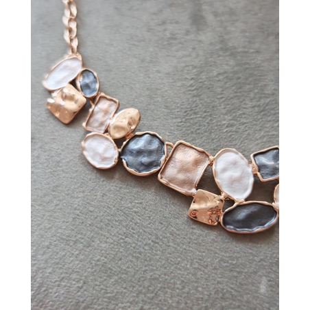 Дамска колиета