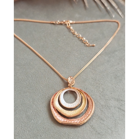 Колие с медальон