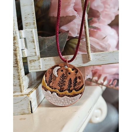 Дамско колие