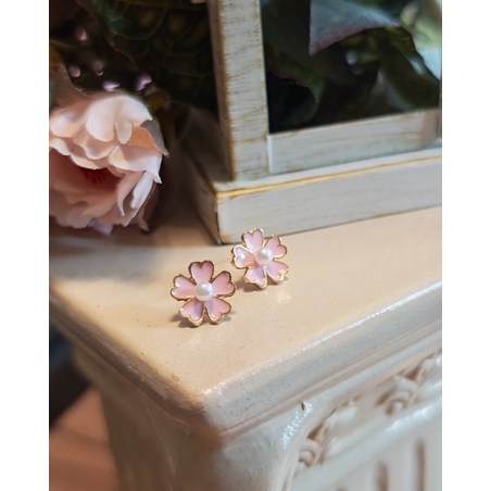 Дамски обици