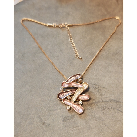 Колие с медальон