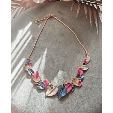 Дамска колиета