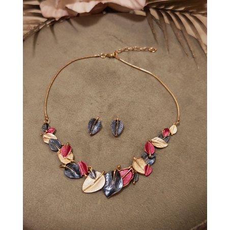 Дамски комплекти