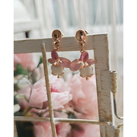 Дамска обици