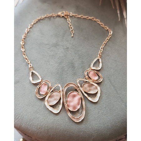 Дамска колиета