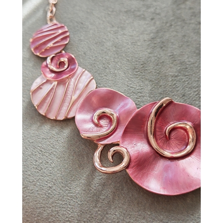 Дамско колие