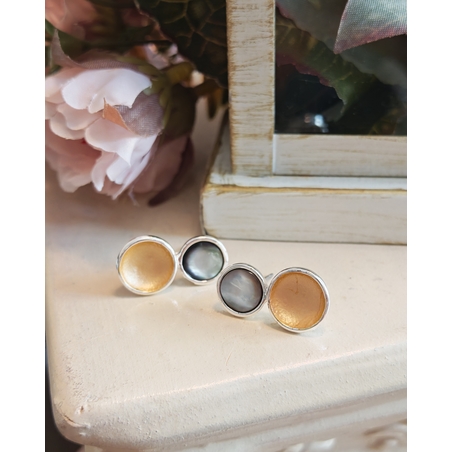 Дамски обици