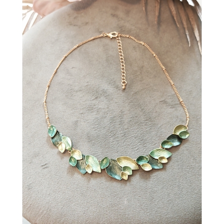 Дамска колиета