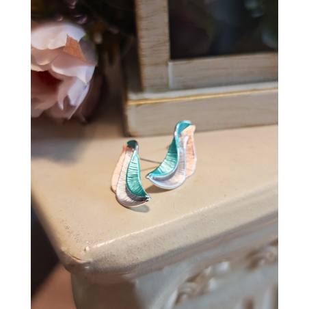 Дамски обици