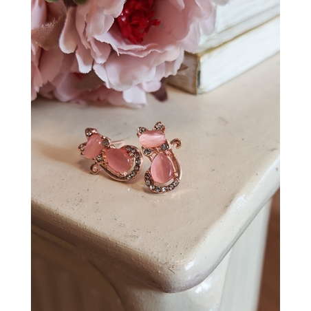 Дамски обици