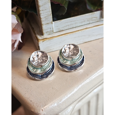 Дамски обици