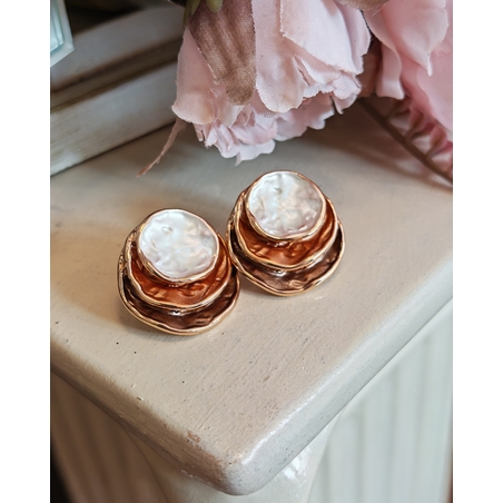 Дамски обици