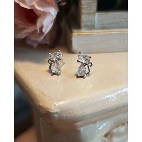 Дамски обици