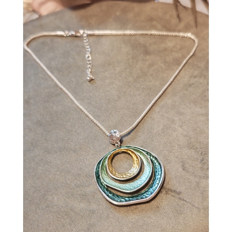 Колие с медальон