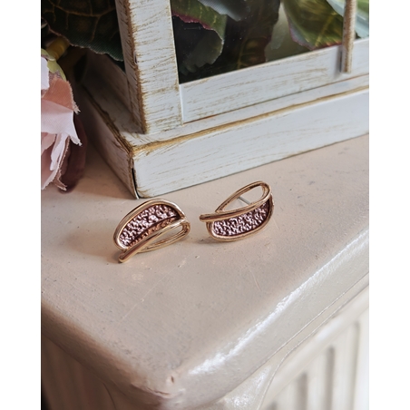 Дамски обици