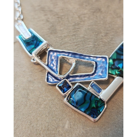 Дамско колие