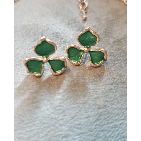 Дамски обици