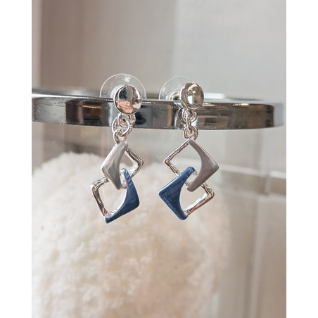 Дамски обици