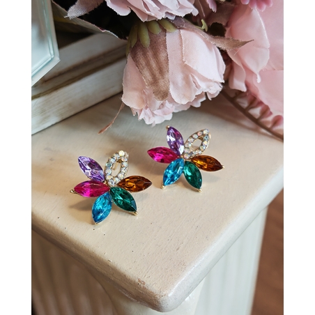 Дамски обици