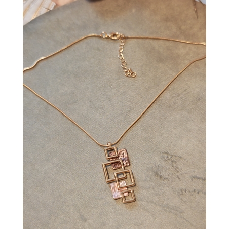 Колие с медальон