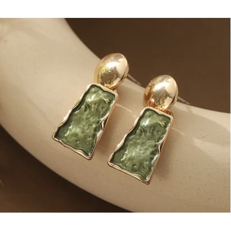 Дамски обици