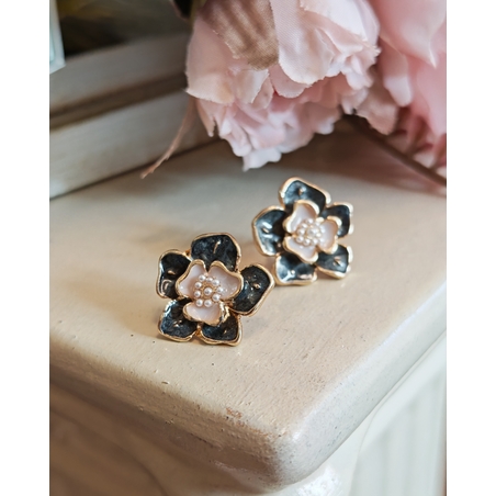 Дамски обици