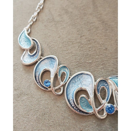 Дамско колие