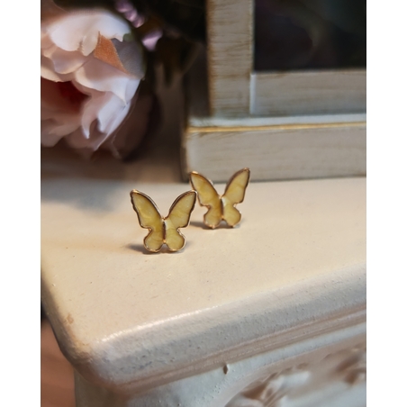 Дамски обици