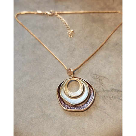 Колие с медальон