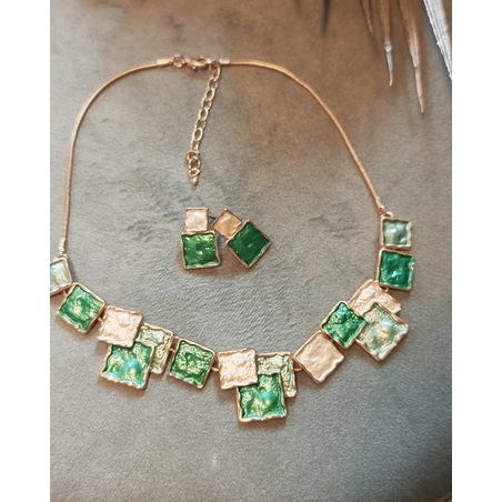 Дамска колиета