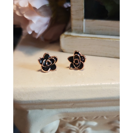 Дамски обици