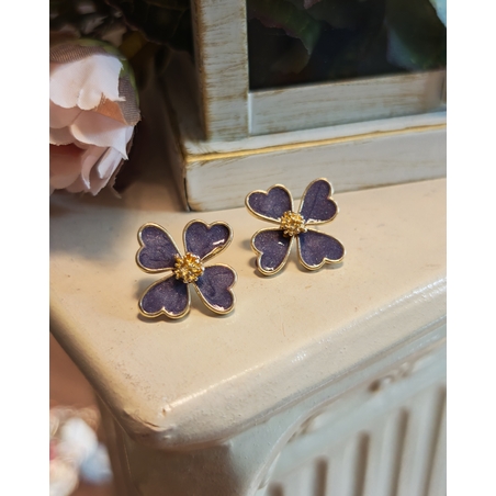 Дамски обици