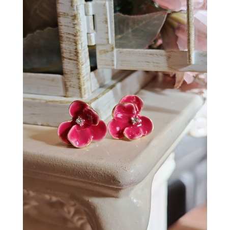 Дамски обици