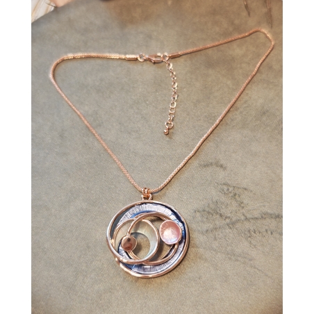 Колие с медальон