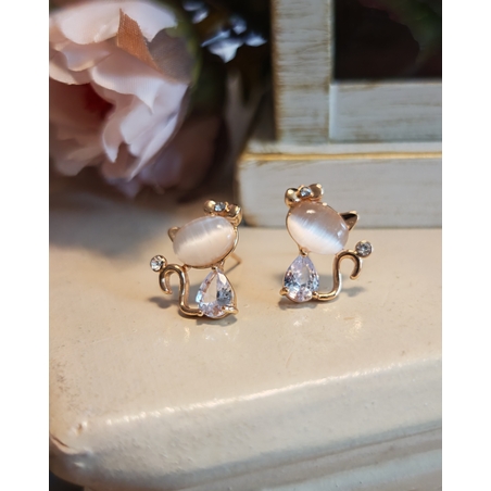 Дамски обици