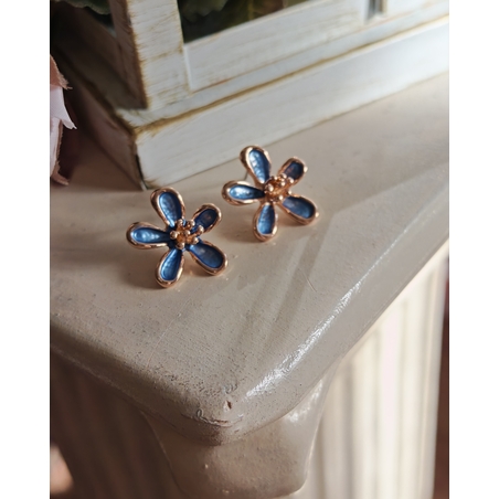 Дамски обици