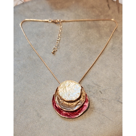 Колие с медальон