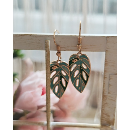 Дамска обици